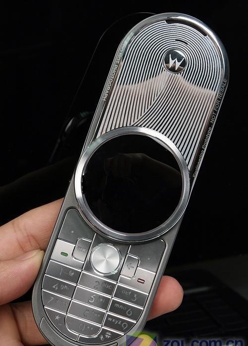 这些造型奇特的手机你见过几个?