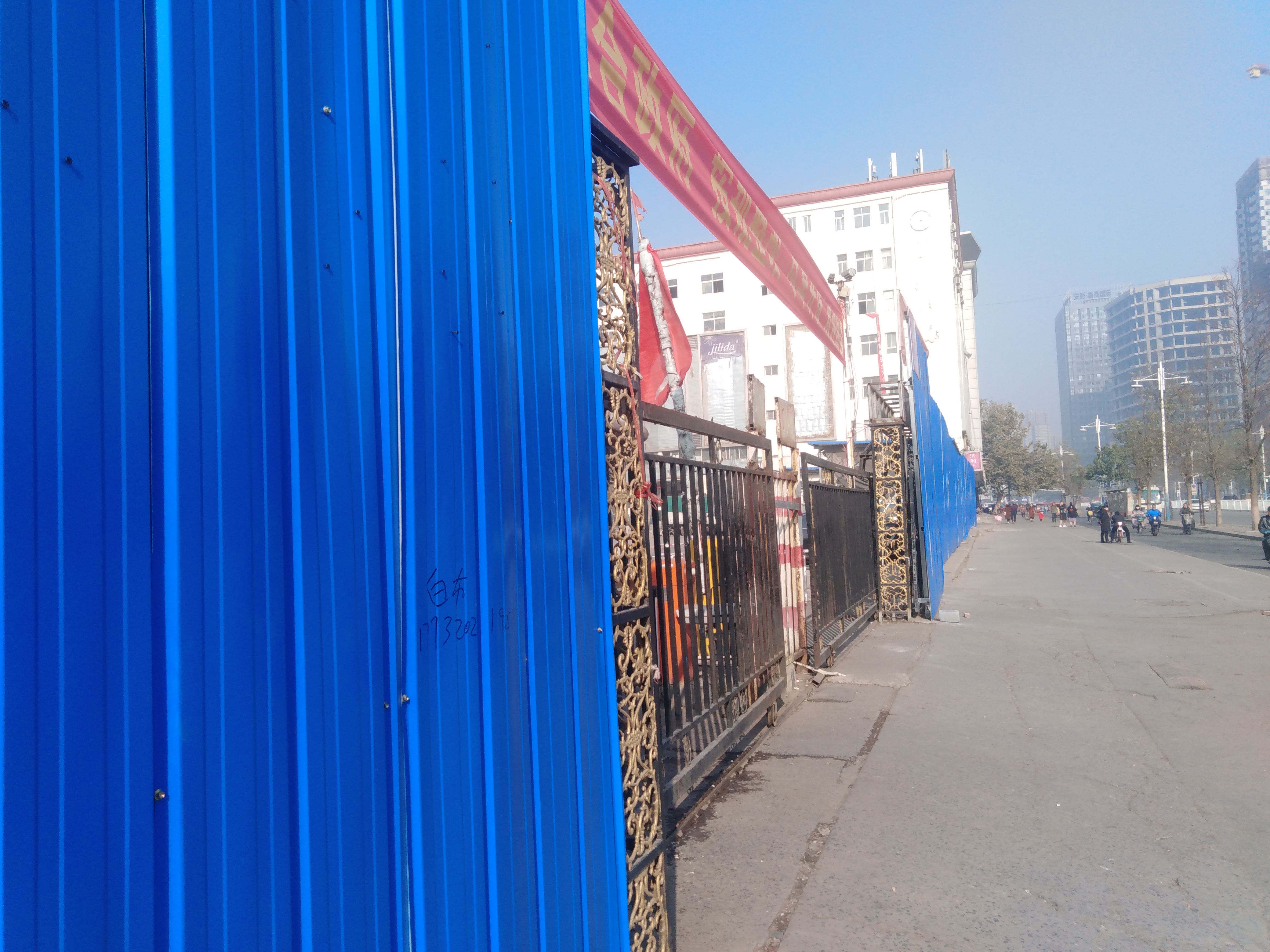 风光不再,商户搬迁后的邯郸现代轻纺城