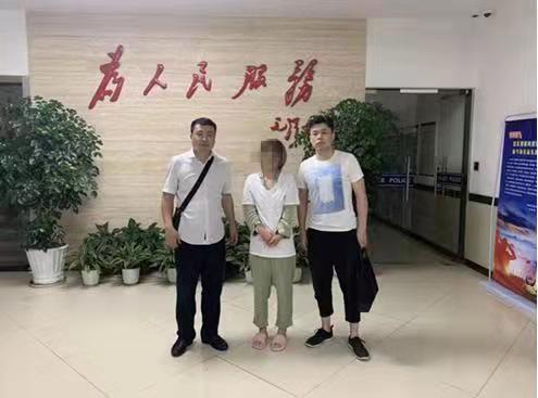 诈骗公司六百万后谎称吃安眠药自杀,杭州一女"老赖"被刑拘