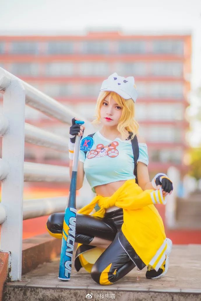 王者荣耀——可爱的小姐姐!花木兰青春棒球装cos