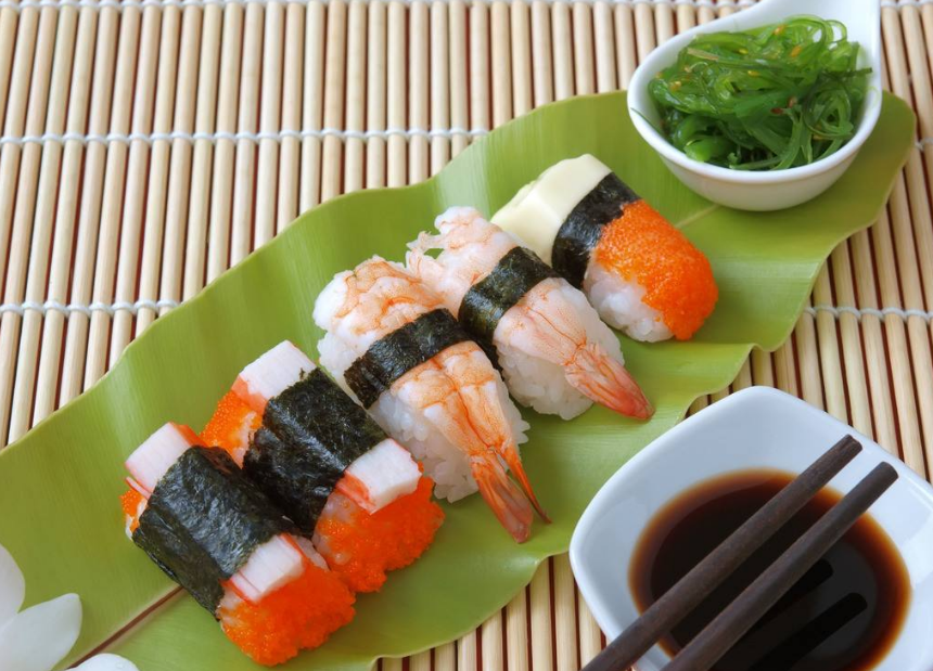 喜欢吃寿司的美眉们,以下这六种口味的寿司,你吃过么?