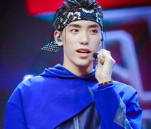 限定男团ninepencent宣布解散!出道即巅峰,组合成员出路何在?