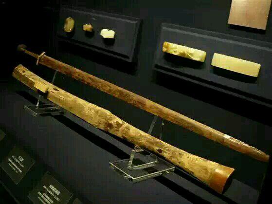 兵事:海昏侯大墓"金缕玉具剑",被忽略的国器文物