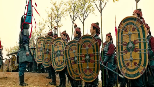 明朝盾牌防不住倭寇子弹,他看出来后,进行整改还击