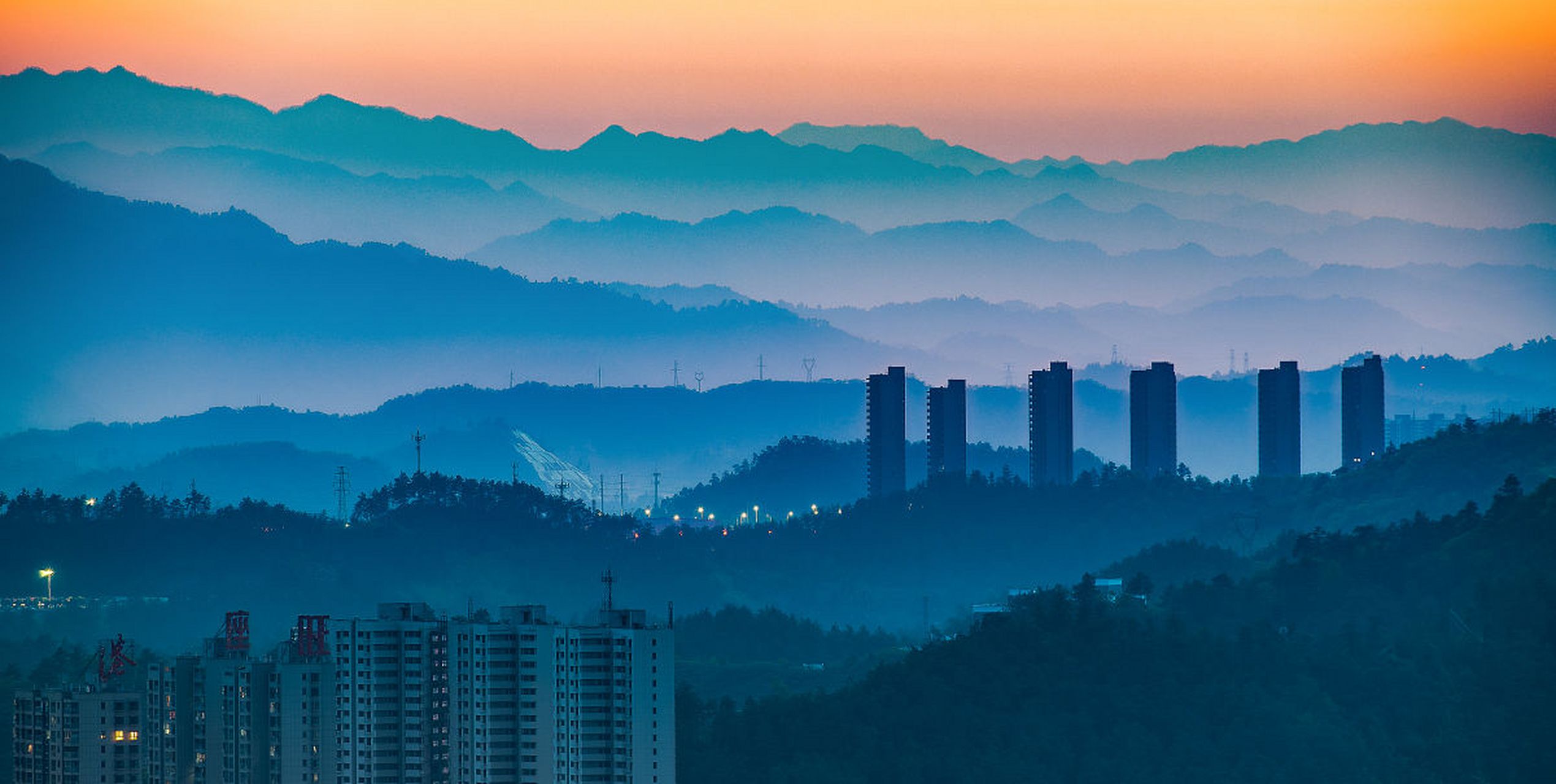 十堰市,为湖北省(面积)第一大地级市!