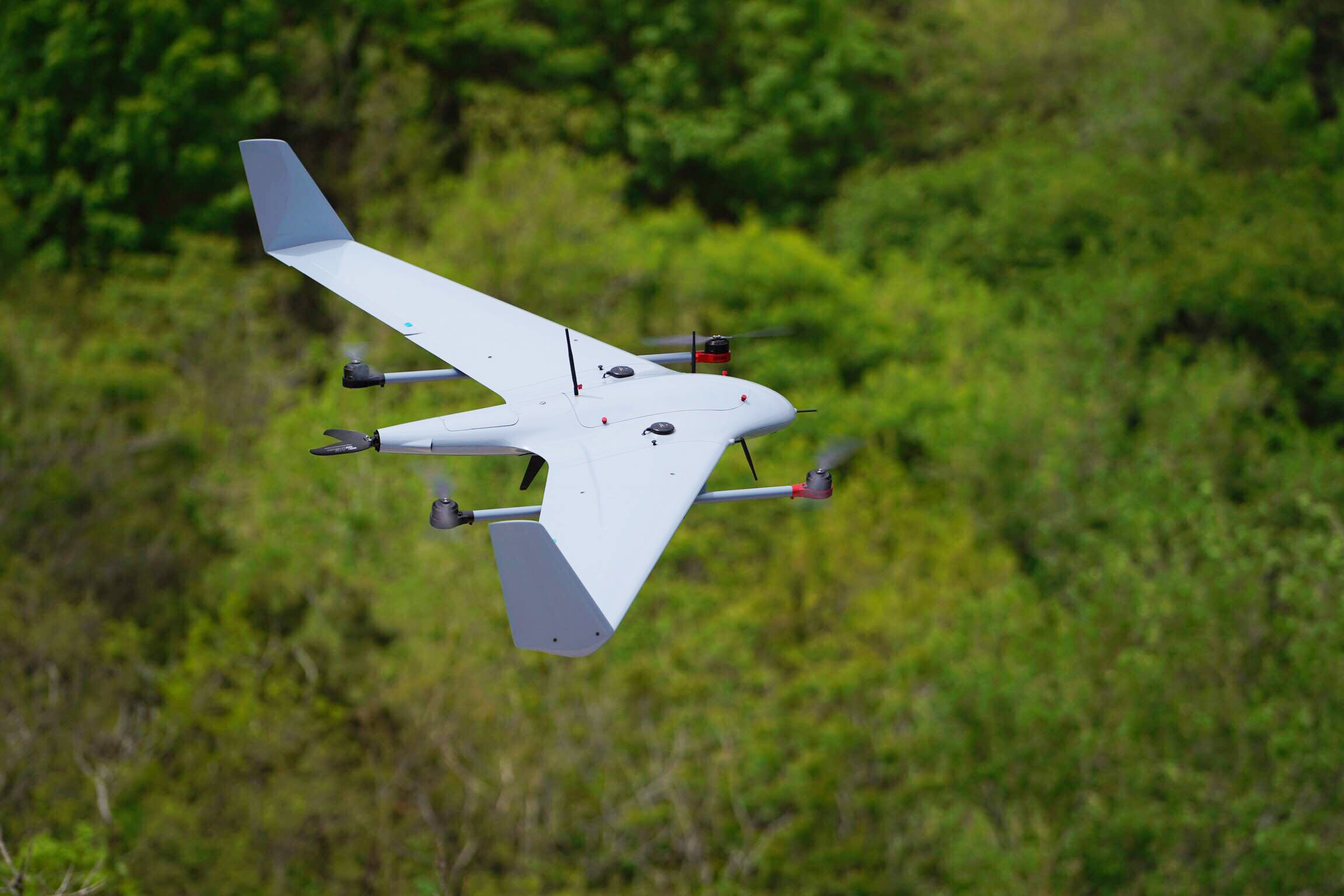 北京凤凰岭:无人机巡查护林防火(2)