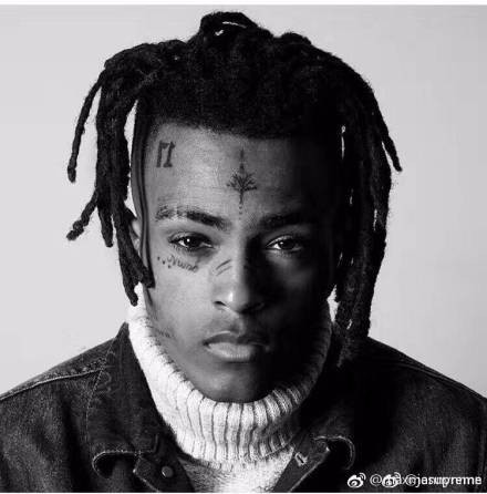 美说唱歌手xxxtentacion被枪杀 其中一人戴红色面具