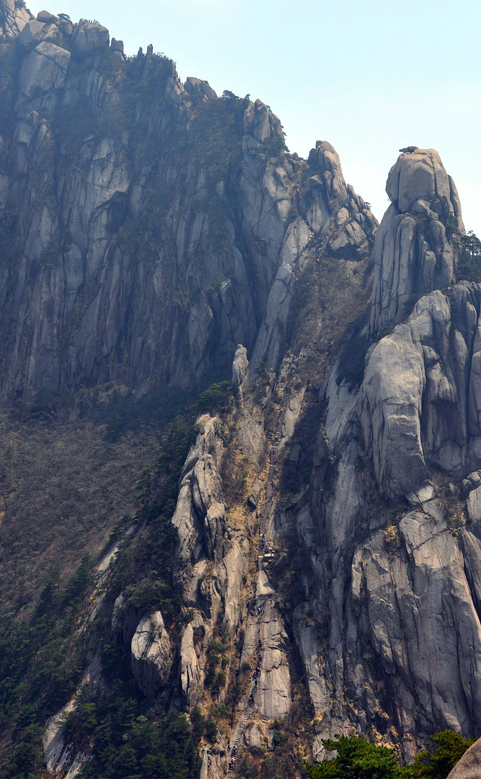 盘点很值得去的旅游景点,从你所熟知的黄山市天都峰,泸州玉蟾山谈起
