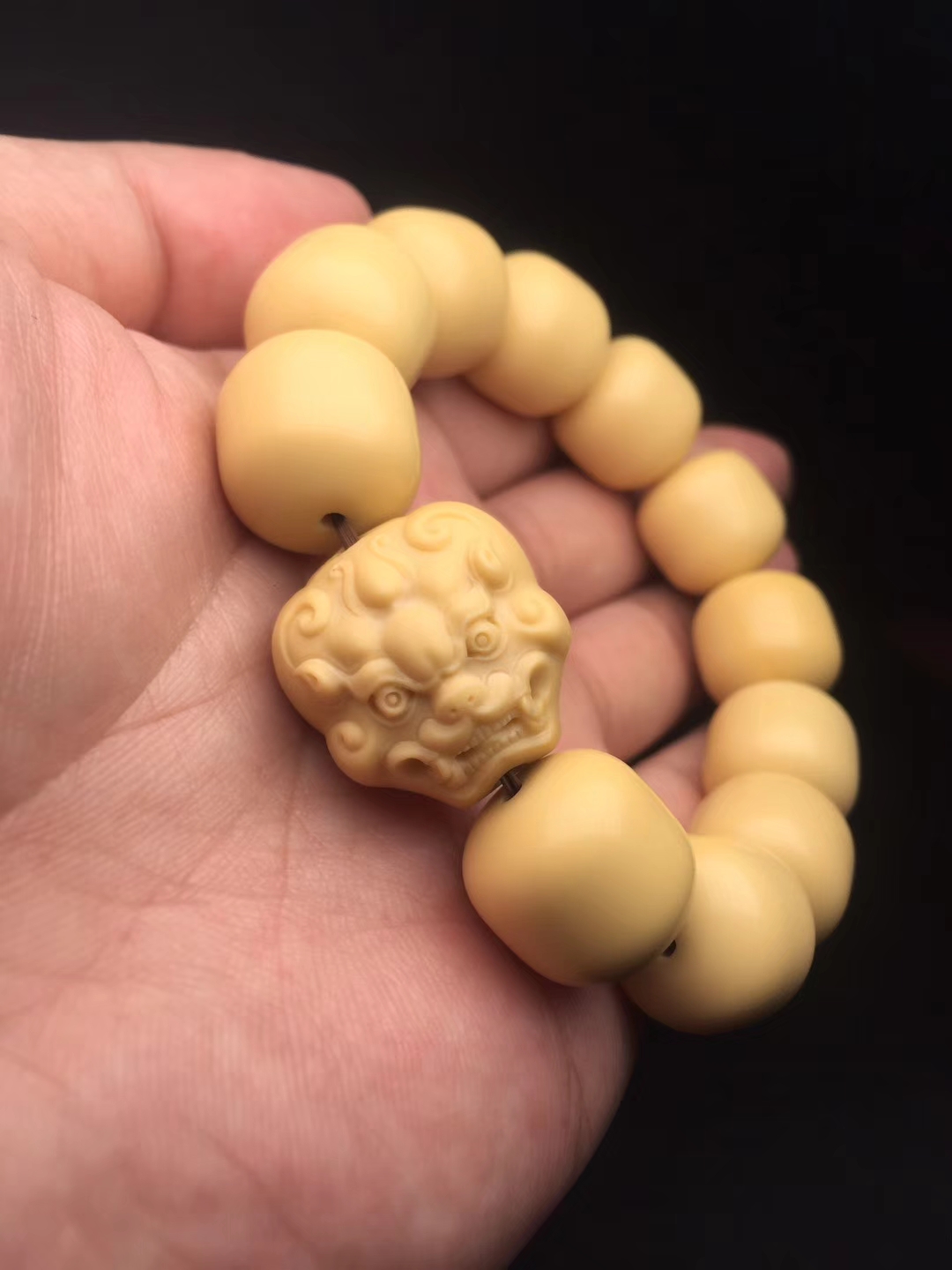 金膏玉精品珠串欣赏