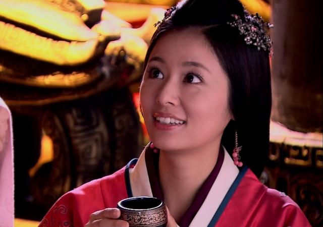 她是历史上最幸运的宫女,因太监错写一字变皇后,并生下千古名君