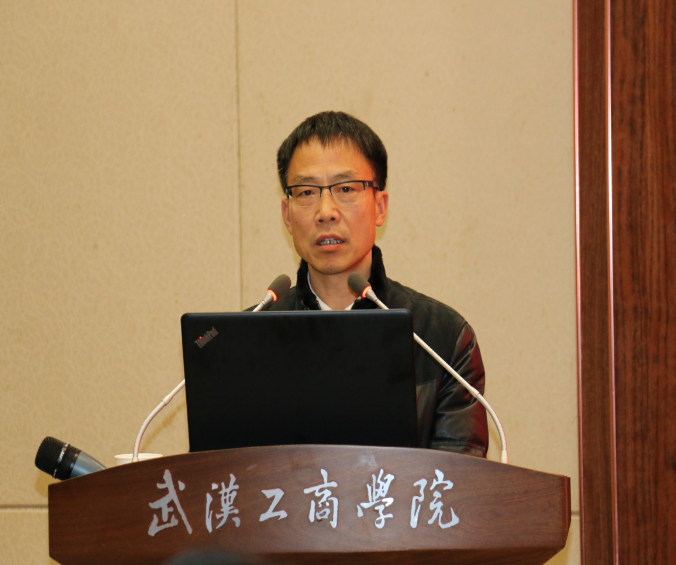 弘博集团2017年度年终总结与表彰大会召开,巴能军现场发言