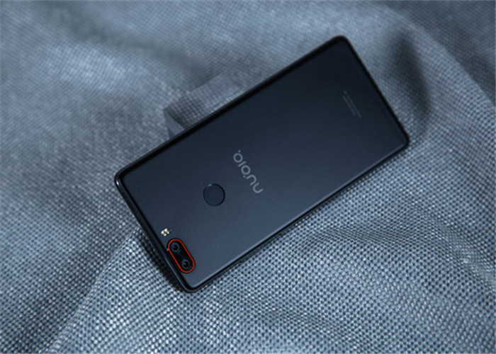 无边框手机,骁龙835 曲面玻璃,1499元的性价比旗舰机!