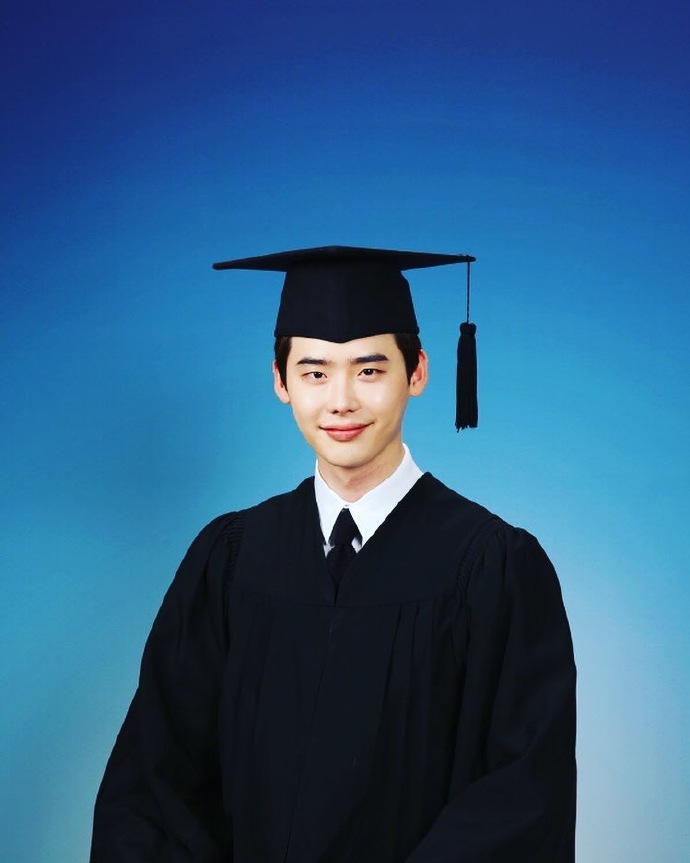 时光飞逝!现建大研究生李钟硕:谁还没为毕业惆怅过呢