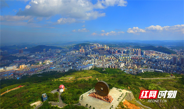 视频丨云雾中宝山铜钱 宛如仙境