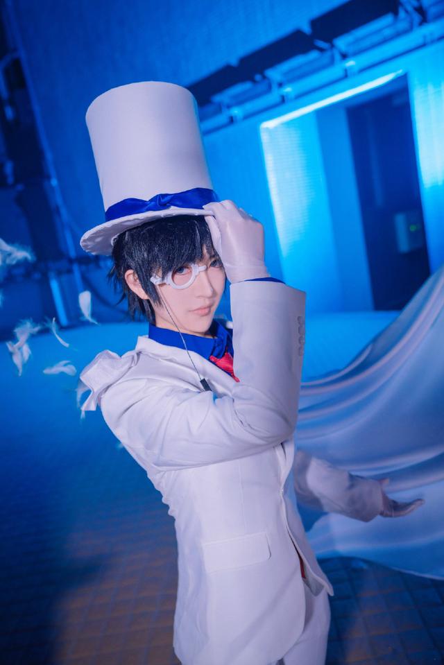 名侦探柯南真人版cos:灰原哀美爆!柯南被完美模仿,他最帅!