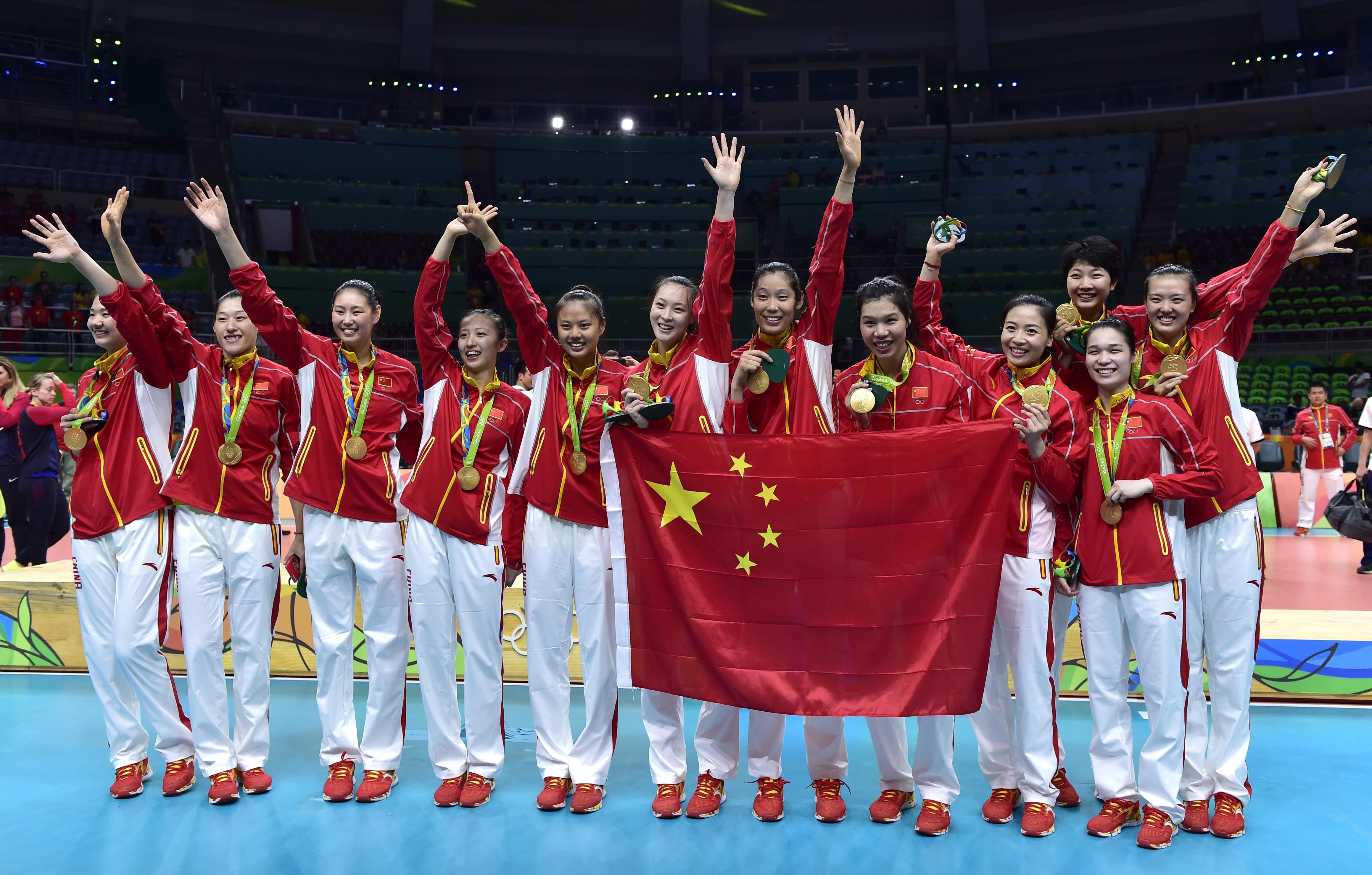 燃!首夺世界冠军38周年,中国女排八字表决心