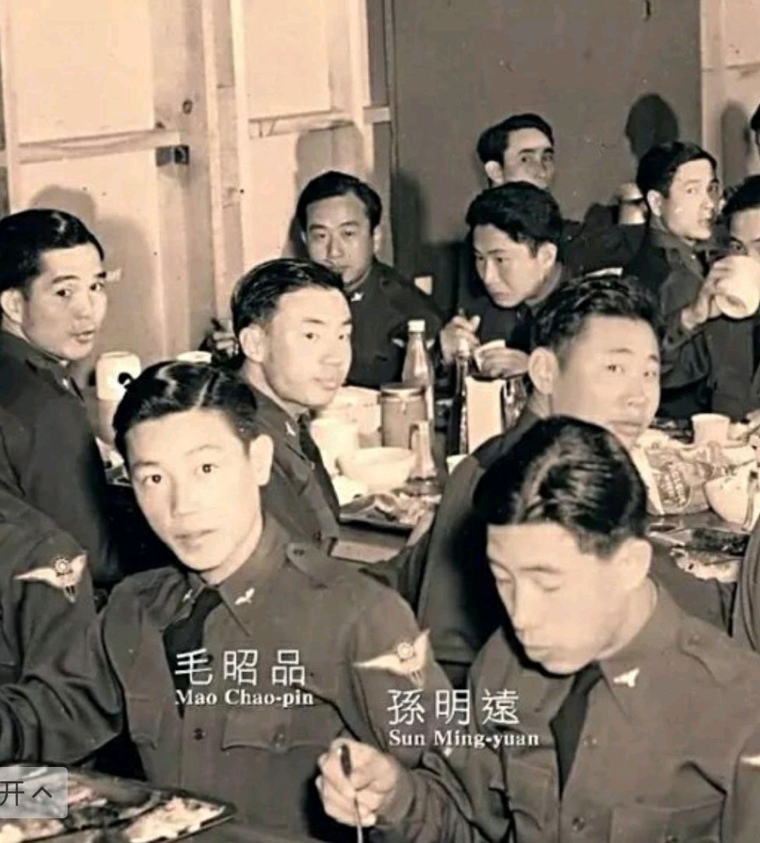 勿忘烈士,民国空军飞行员超高颜值下,是保家卫国的炽热爱国心!