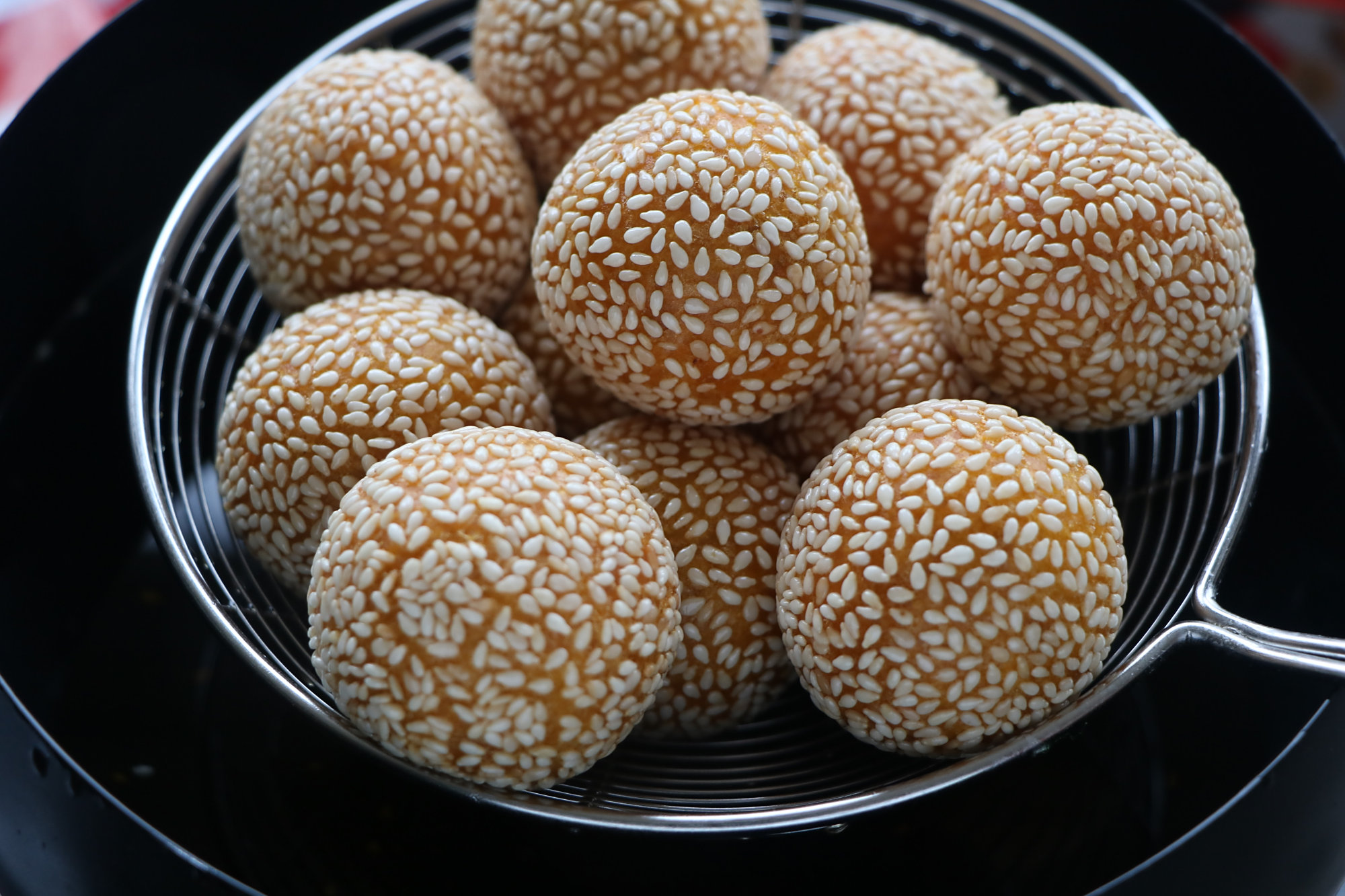 记住这几点,保证做的芝麻球个个空心还酥脆,比卖的好吃10倍不止