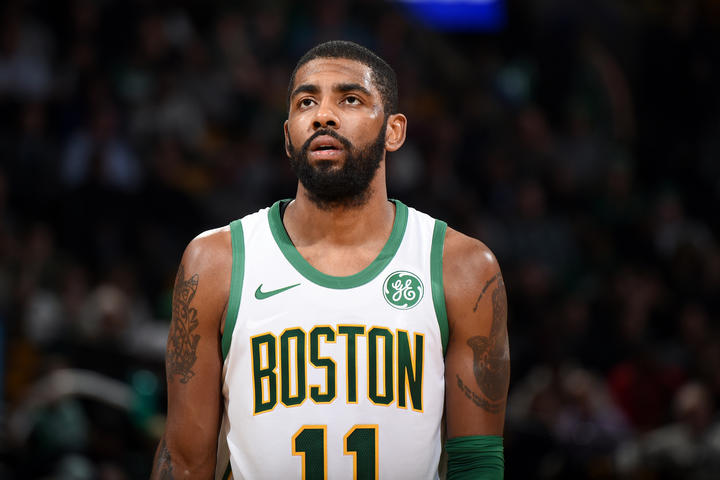 后卫 凯利·欧文得到22分,4篮板,8助攻,1封盖 效率值 15