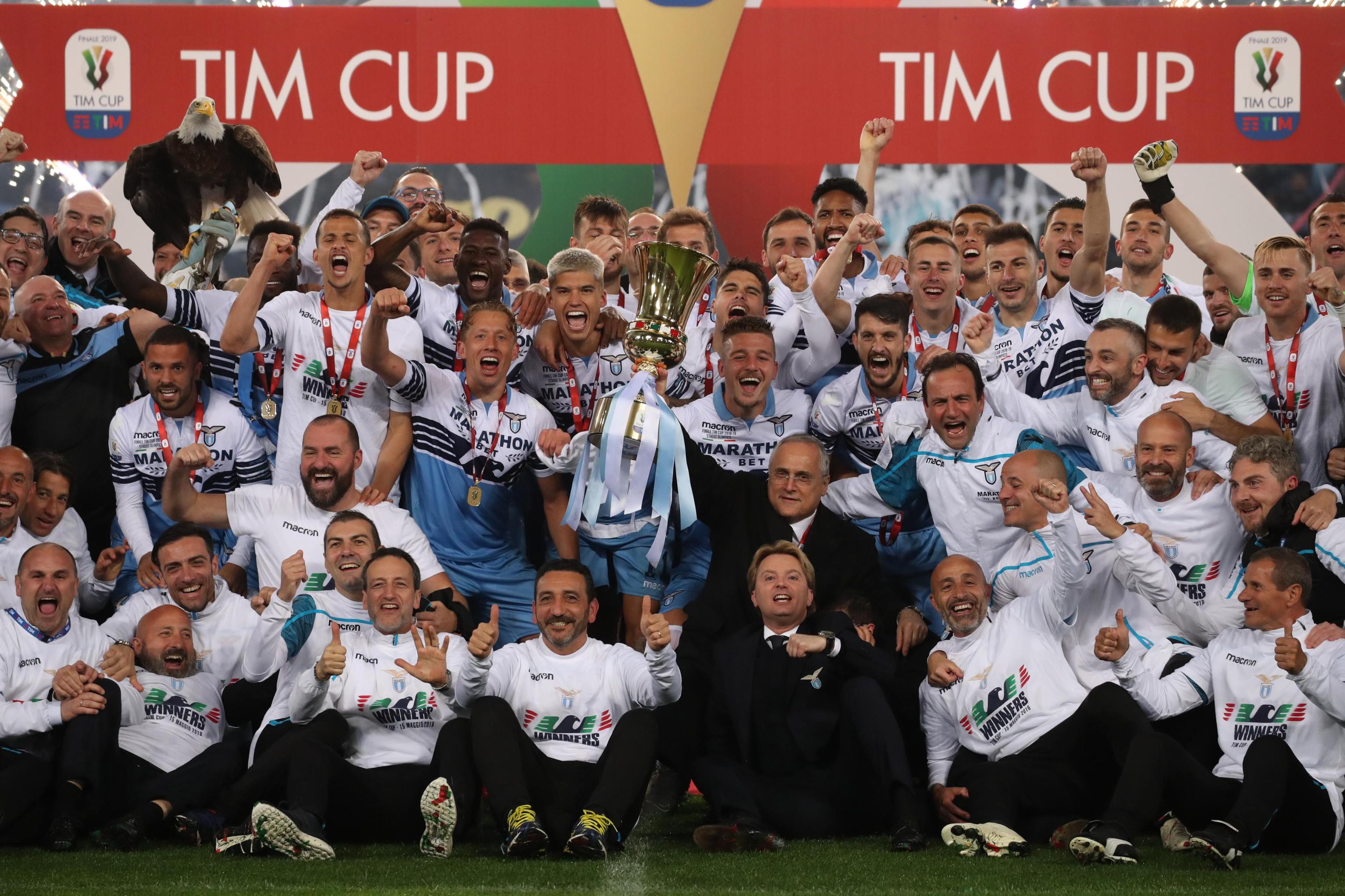 足球——意大利杯:拉齐奥夺冠(2)