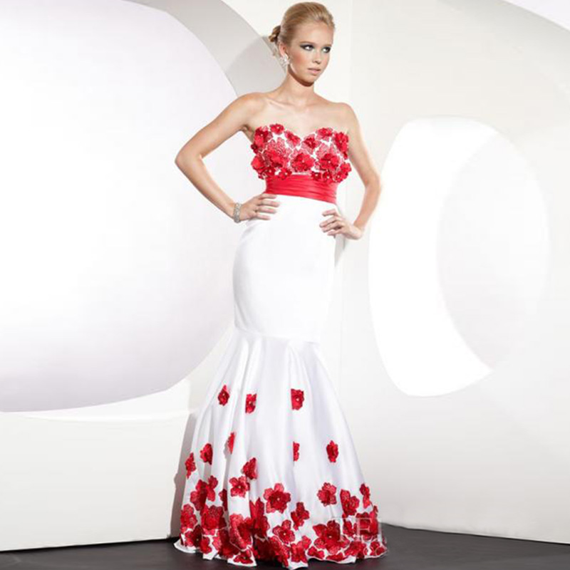 超准心理测试:四件花瓣礼服选一件?测试你有征服男人的能力吗?