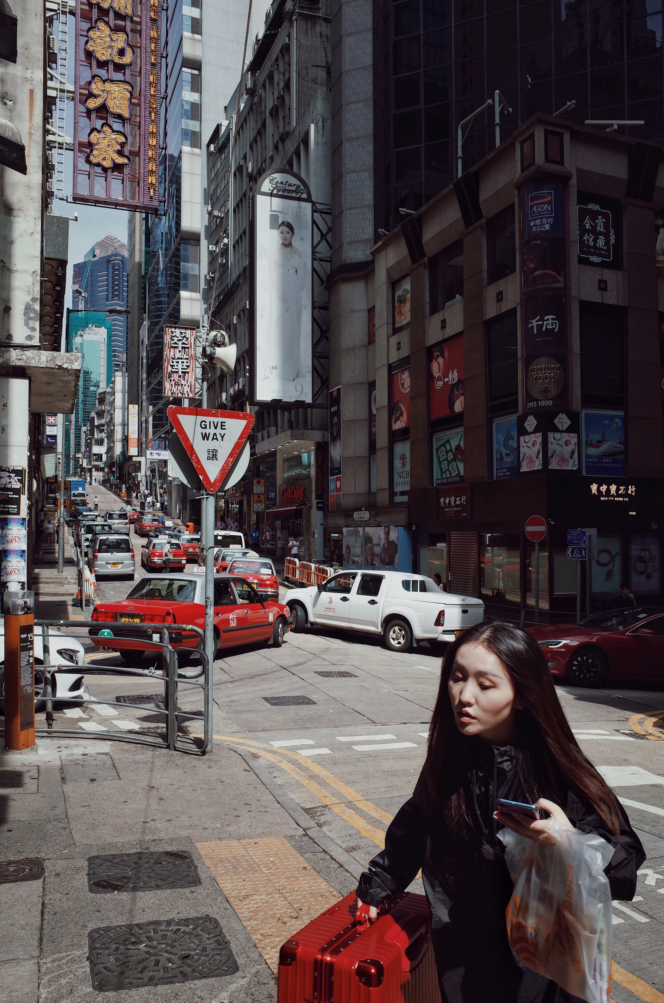 《香港街头·人文Ⅱ》 ta说_lin@米拍 创作 ?|grⅡ 28mm  ?