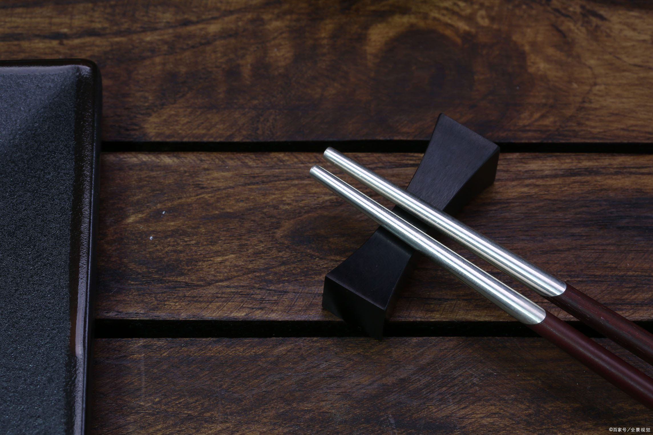 优点合金筷子的材质很安全,因为只要是正规生产的,都是通过国家食品级