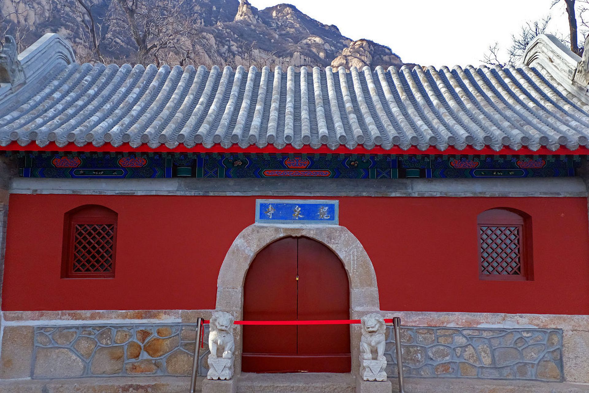 冲击佛门 北京龙泉寺学诚法师 龙泉寺很有名,"最强科研组织""扫地僧