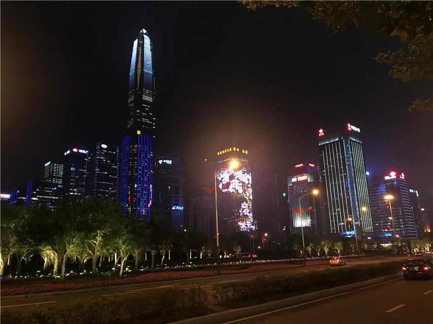 深圳龙华夜景图片实拍图片