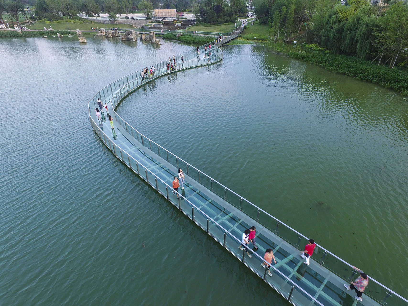 武汉玩乐攻略# 武汉蔡甸金龙水寨景区:亲水天堂,悠享自然  9878