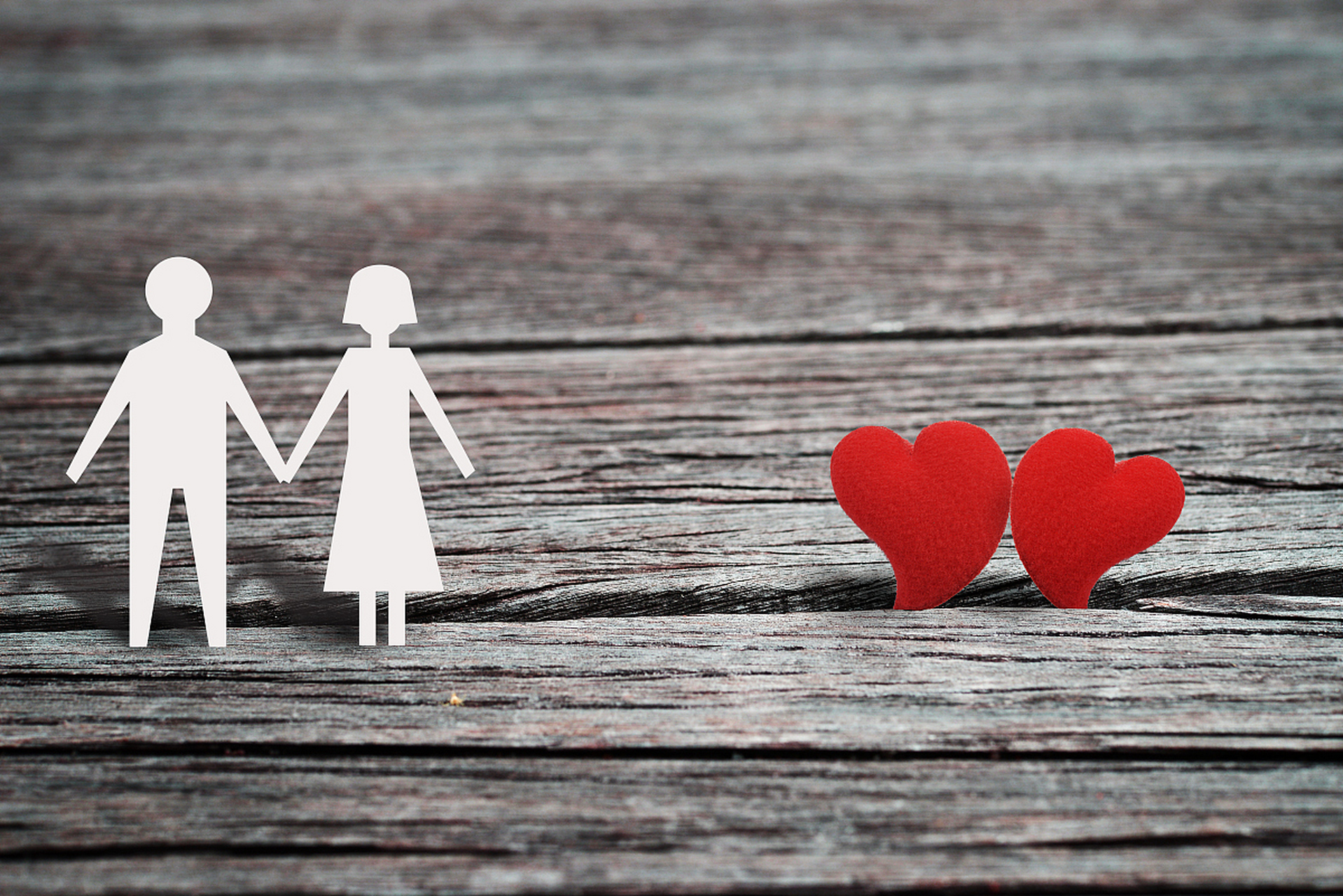 今天,我想和大家分享一段我自己的感情经历.