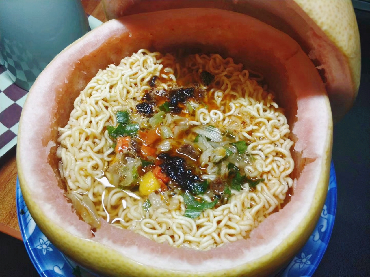 黑暗料理新升级,根据季节水果不同,柚子也不是原来的柚子