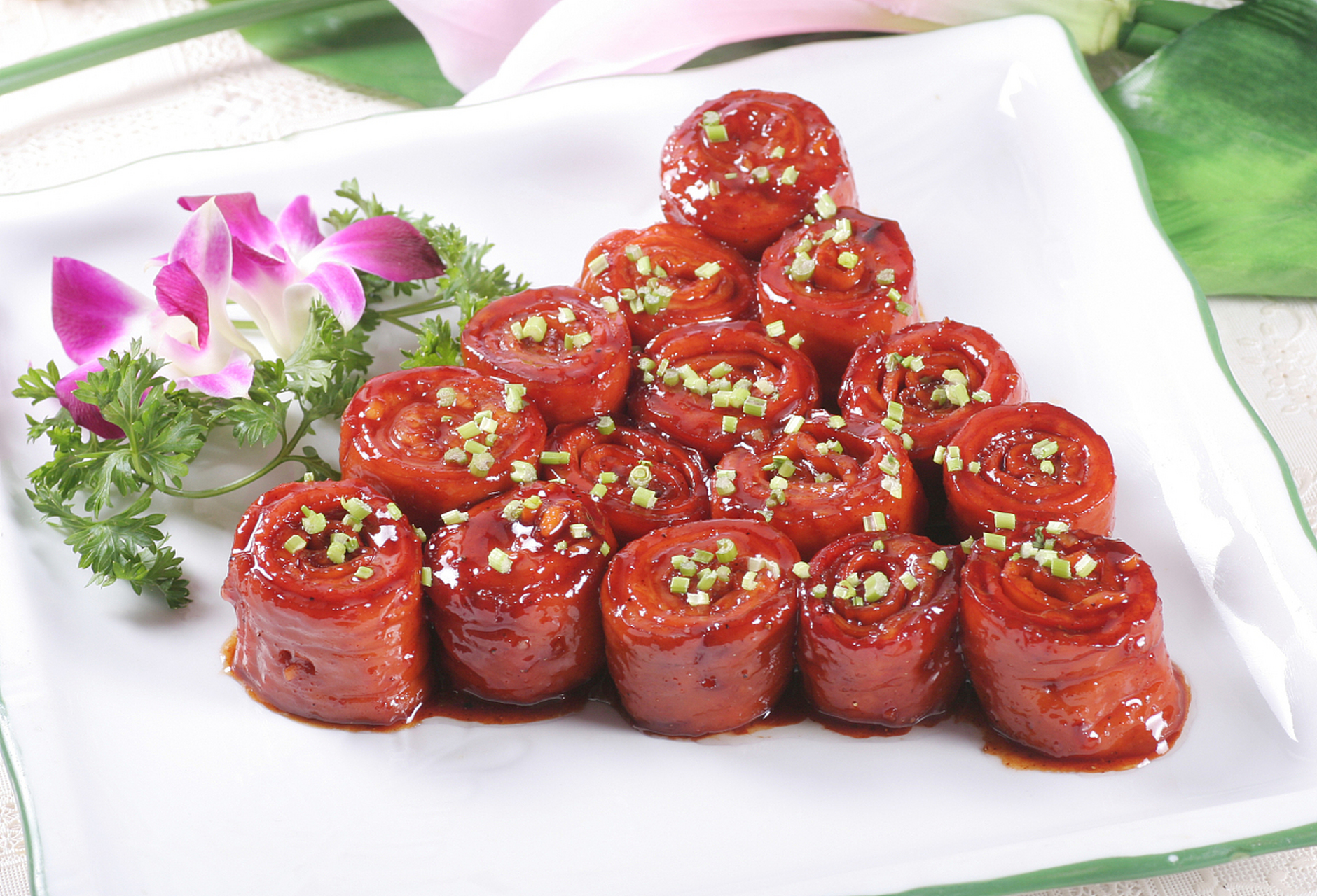 惊艳味蕾!山东经典九转大肠,制作工艺繁琐却味道绝伦.猪大肠与香料的