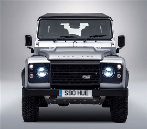 路虎卫士:非常独特的外形设计,颜值非常的在线