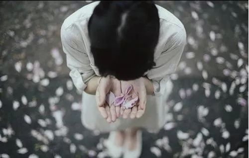 恶婆婆势利眼,欺我半生,终于等来了报应! 恶婆婆势利眼,欺我半生,终于等来了报应!