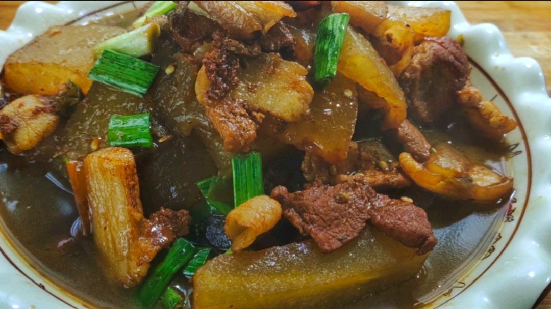 教你冬瓜烧肉最好吃做法,咸鲜入味做法简单,比饭店大厨做的好吃