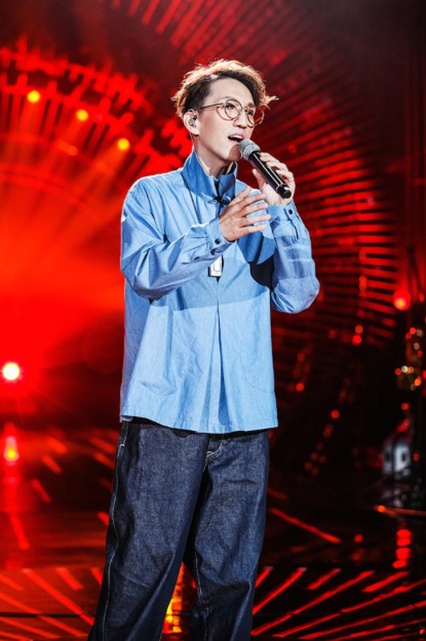 爱豆结婚了你的态度是# 林志炫terrylin 在微博发文公开自己已婚.