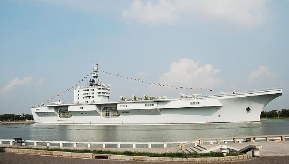 我国重金研制水泥航母!西方多次,现在却争相效仿