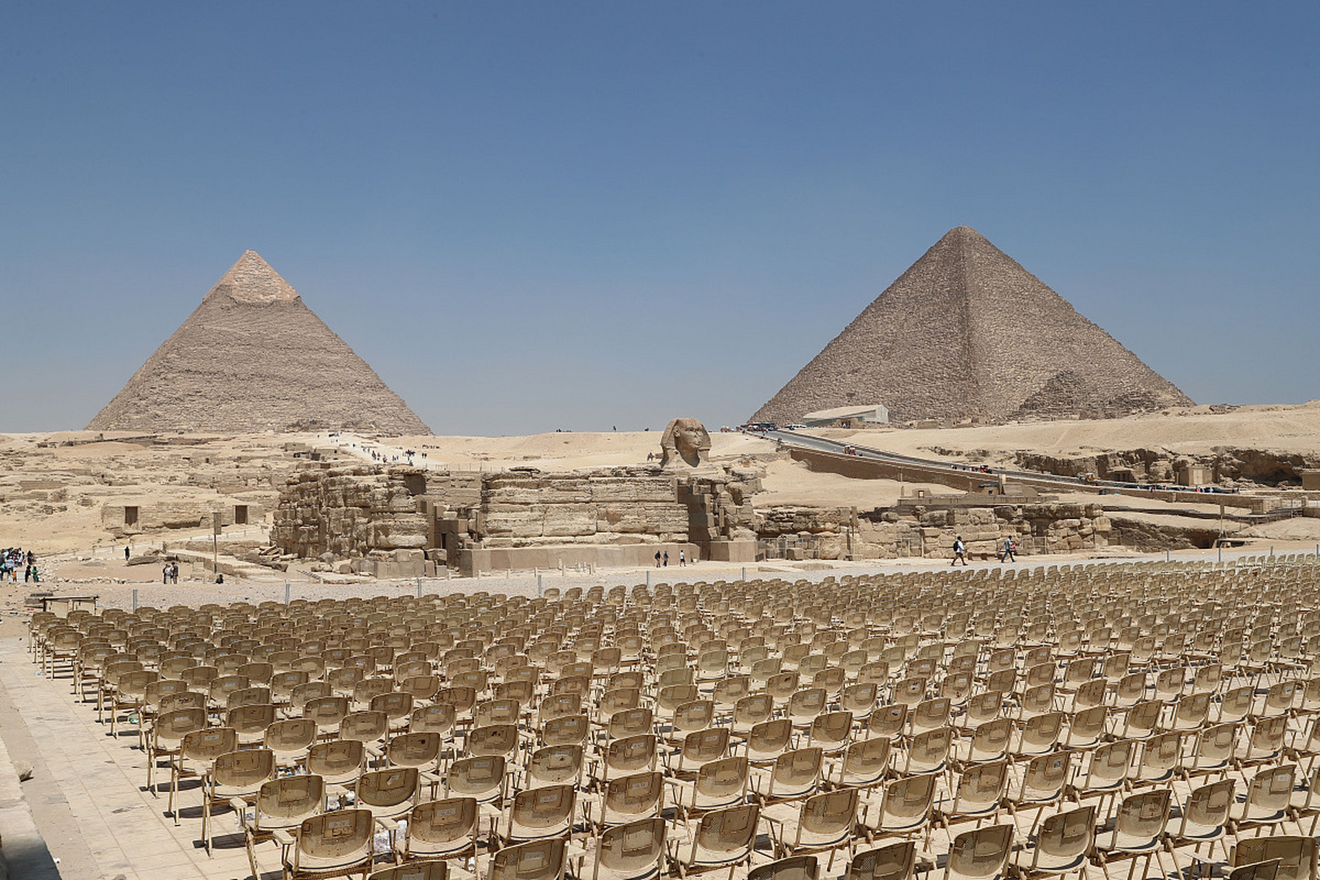 历史故事#  #历史# #三分钟讲历史#   揭秘非洲金字塔的建造之谜!