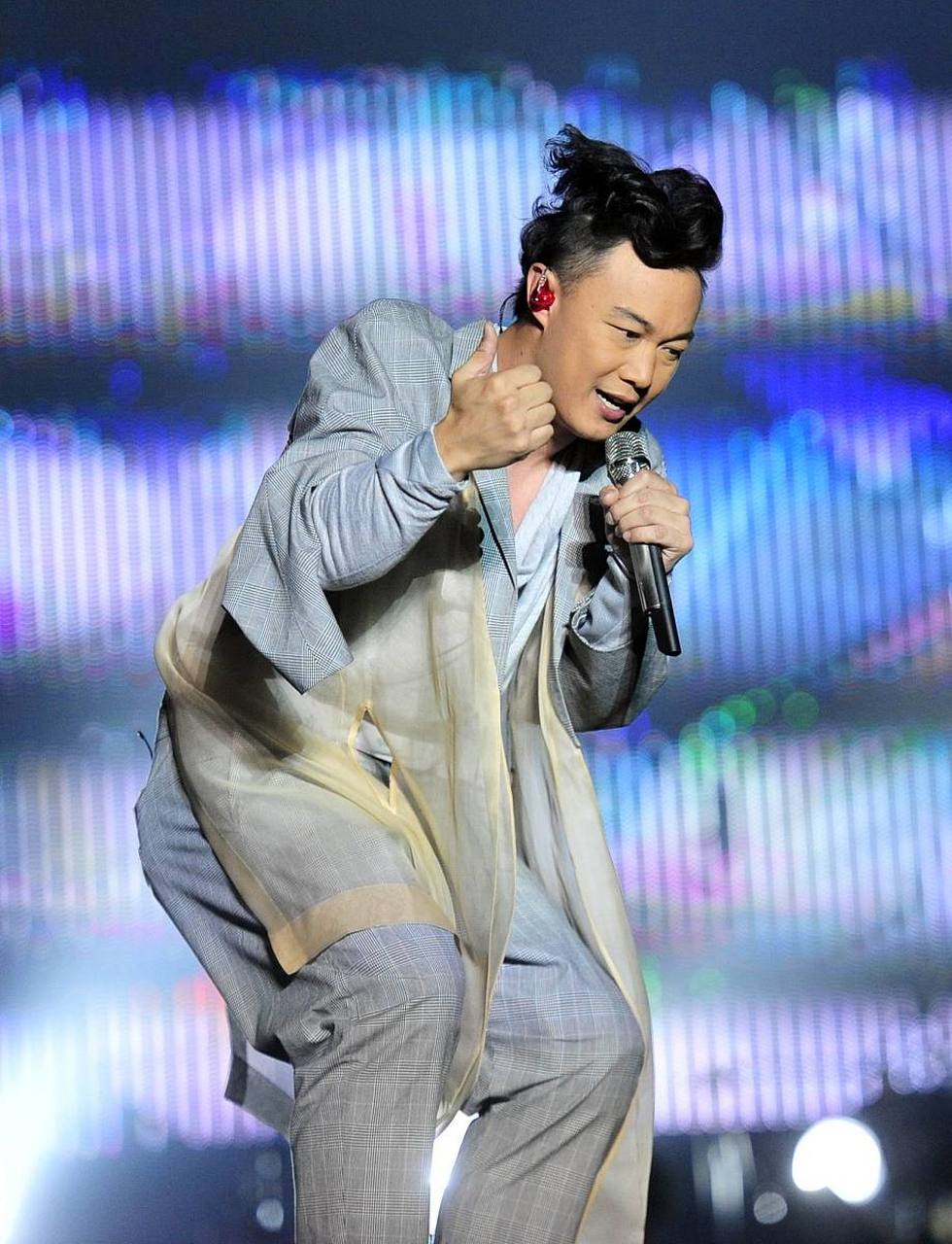 在那些激情四溢的时刻,苏有朋也曾几次情绪