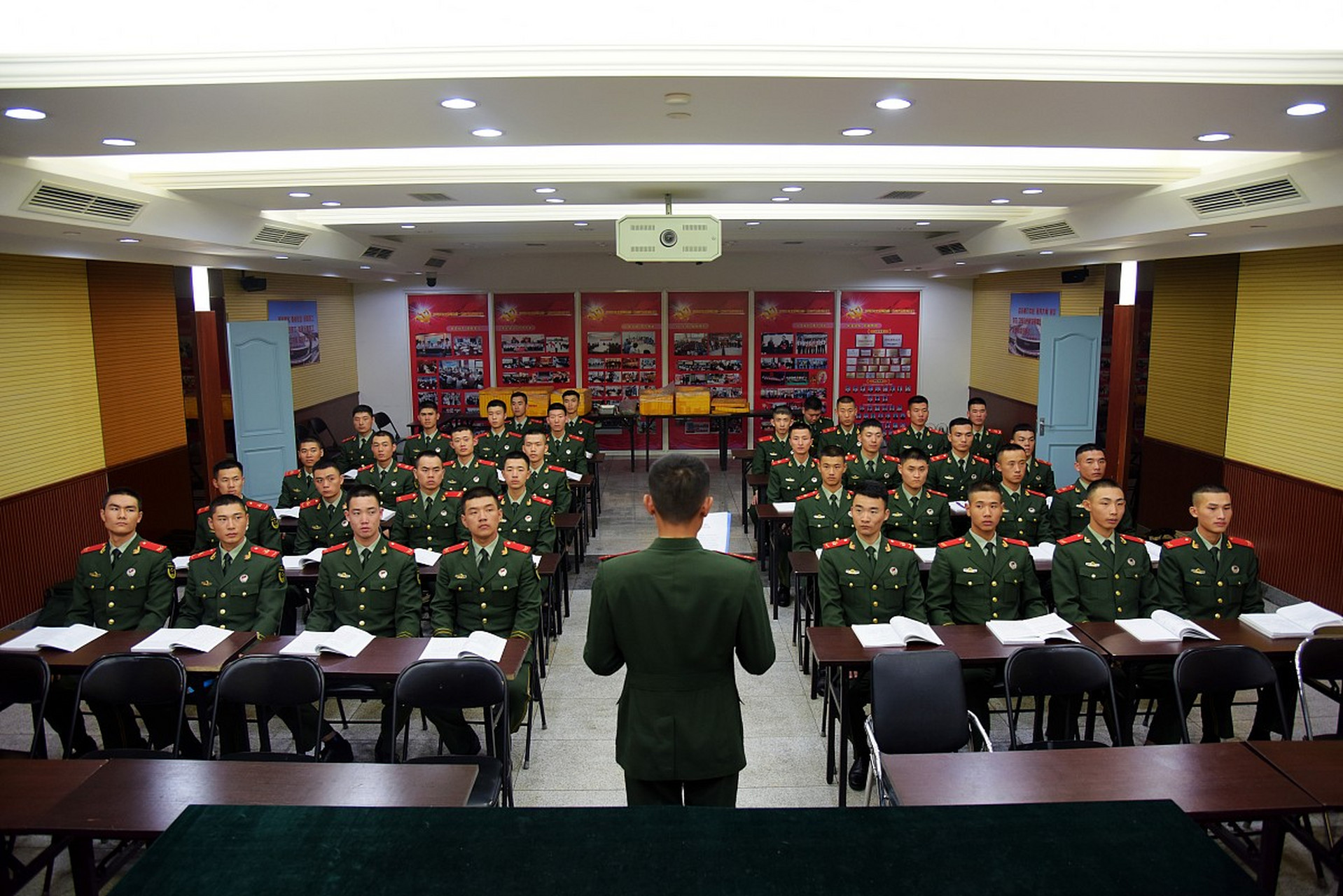 中国五大战区司令部驻扎地 第一:东部战区-驻扎地南京 第二:南部战区