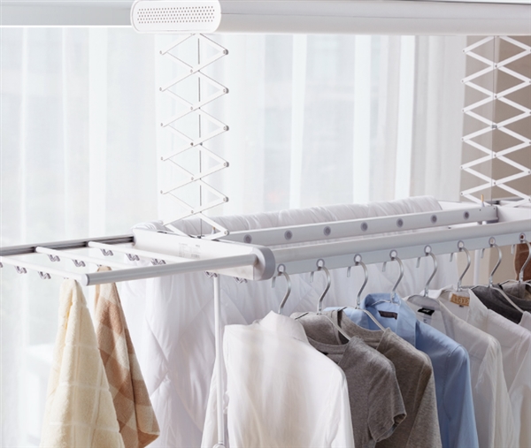 小米众筹上架智能晾衣机:一键升降/2小时快速烘干