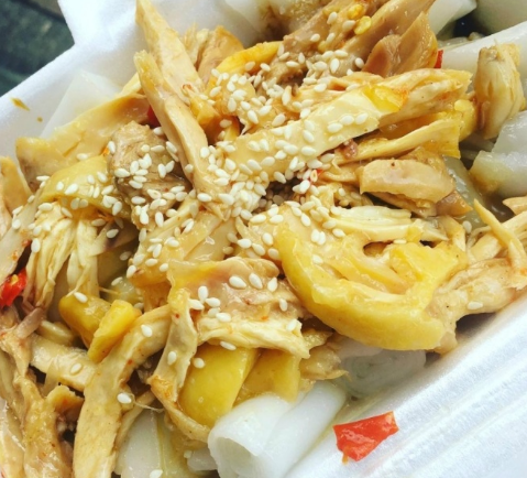 让人流口水的手撕鸡肠粉 感觉一次可以吃十份