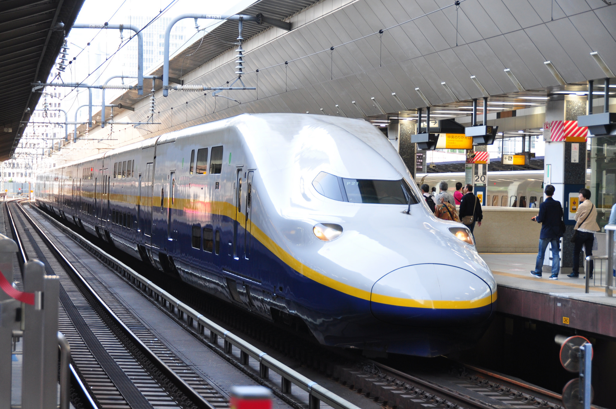 日本新干线双层高铁图片