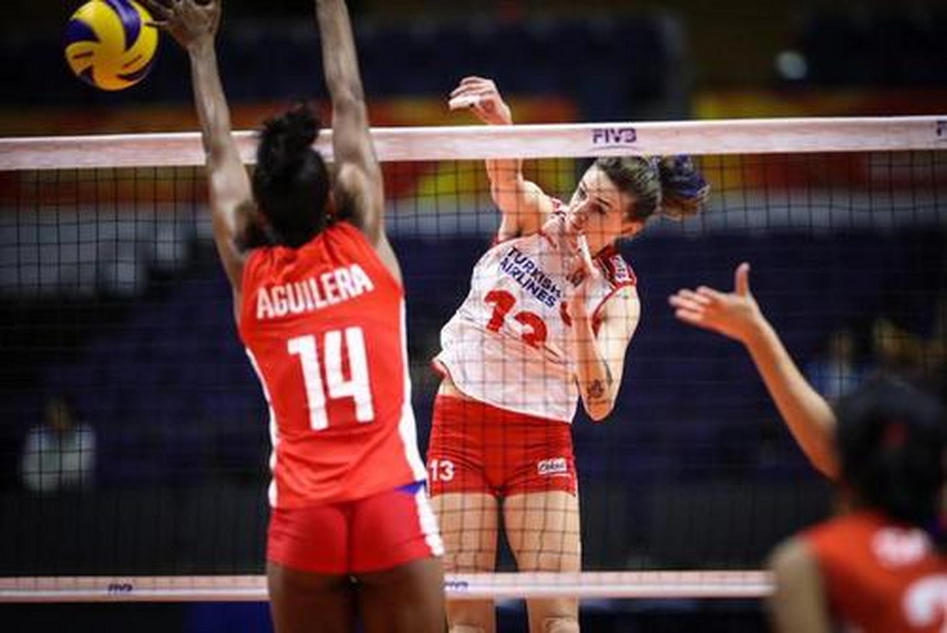 万物皆可云# 土耳其女排接应博兹日前在社交媒体上与网友进行了云