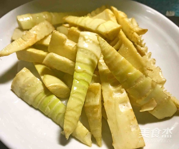 超级下饭的笋尖,比肉好吃多了,营养美味,是一道不可辜负的美食