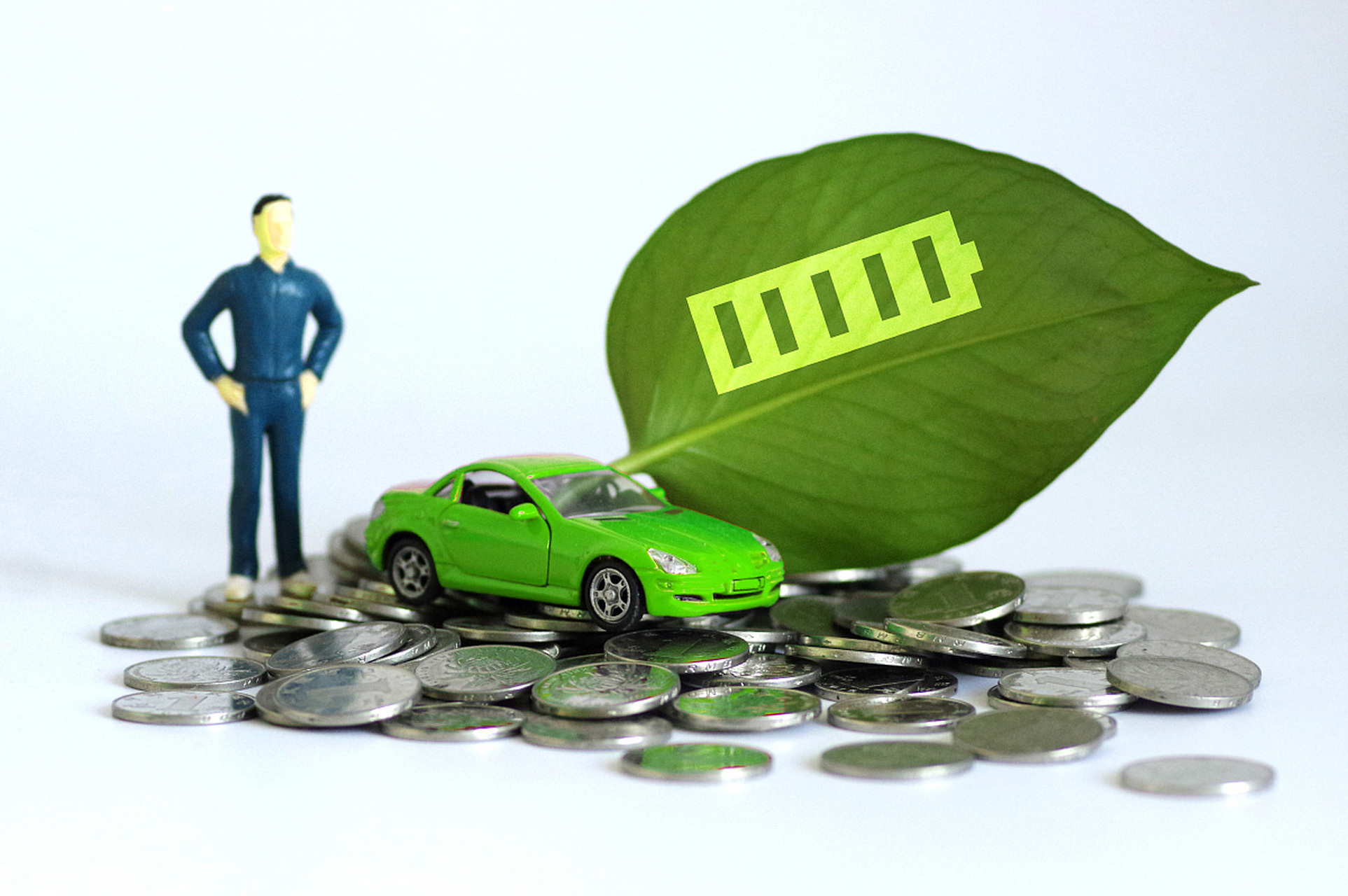 【今年首批500亿可再生能源补贴下发】10月19日,国网新能源官网发布的