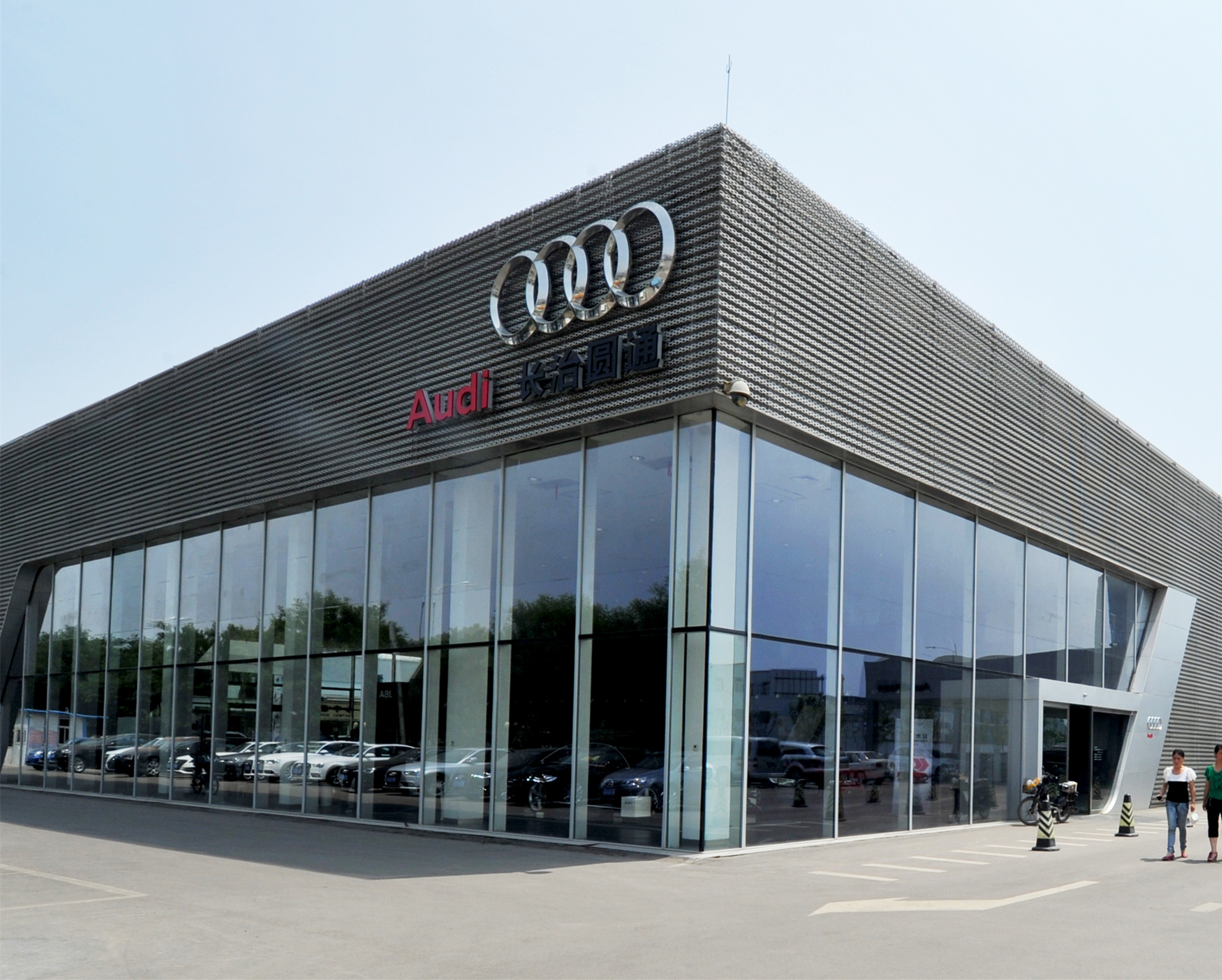 车主花35万买的奥迪,却发现发动机竟是大众标?4s店:退车不可能