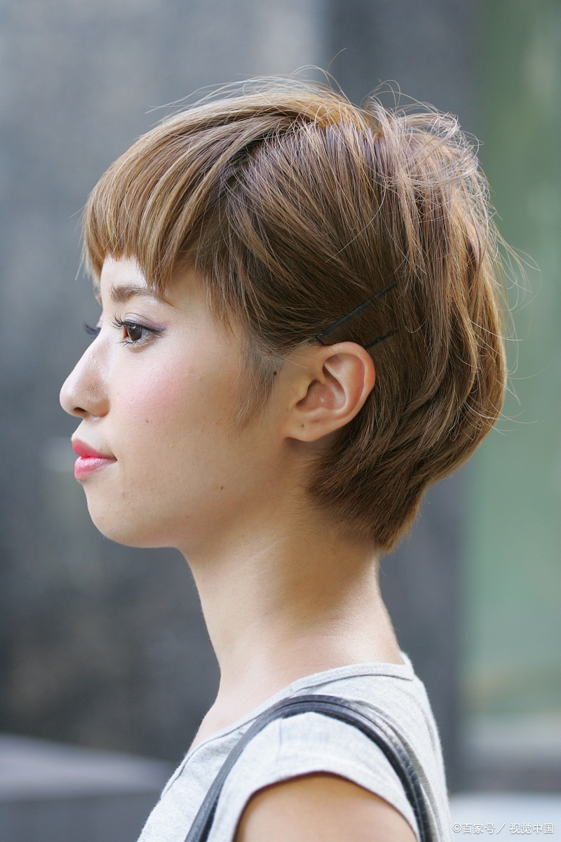看完这些气质短发,你也会爱上短发生活