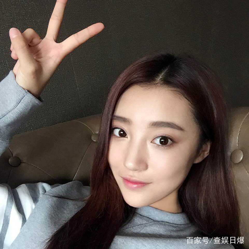 怎么查一个演员(怎么查一个演员的信息)